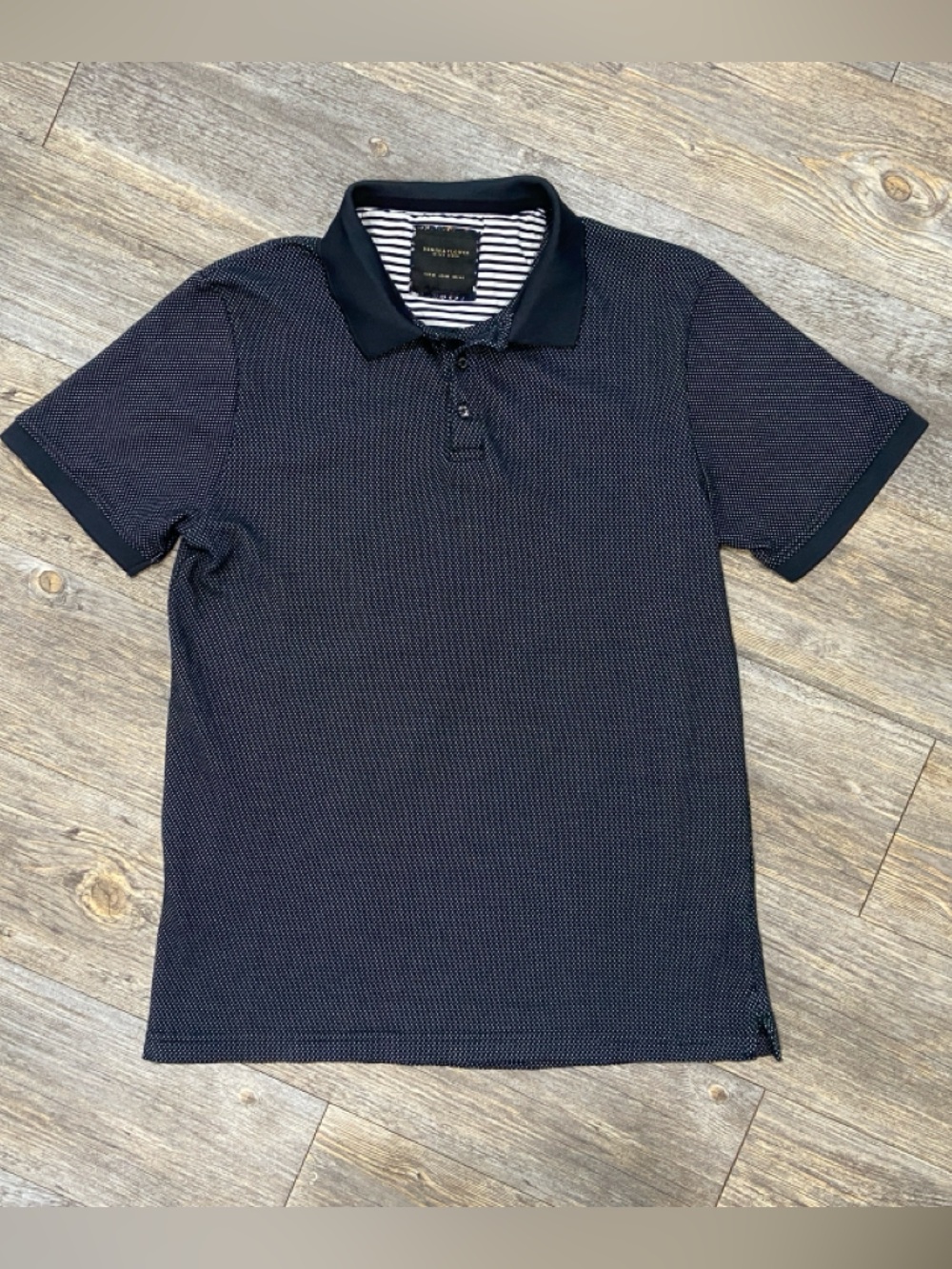 Denim & Flower Men’s Polo Shirt Ricky Singh Medium White Blue Textured Fabric